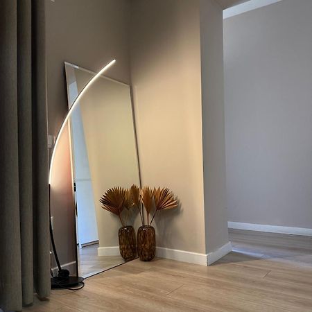 4Seasonsgea , Deluxe Studio , City Centre , Τίρανα Εξωτερικό φωτογραφία