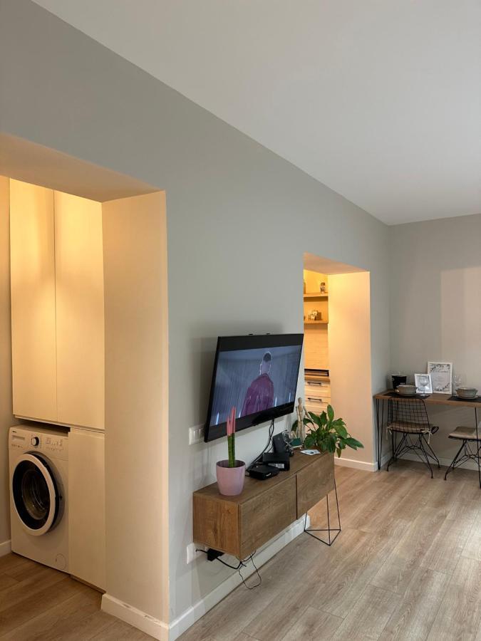 4Seasonsgea , Deluxe Studio , City Centre , Τίρανα Εξωτερικό φωτογραφία