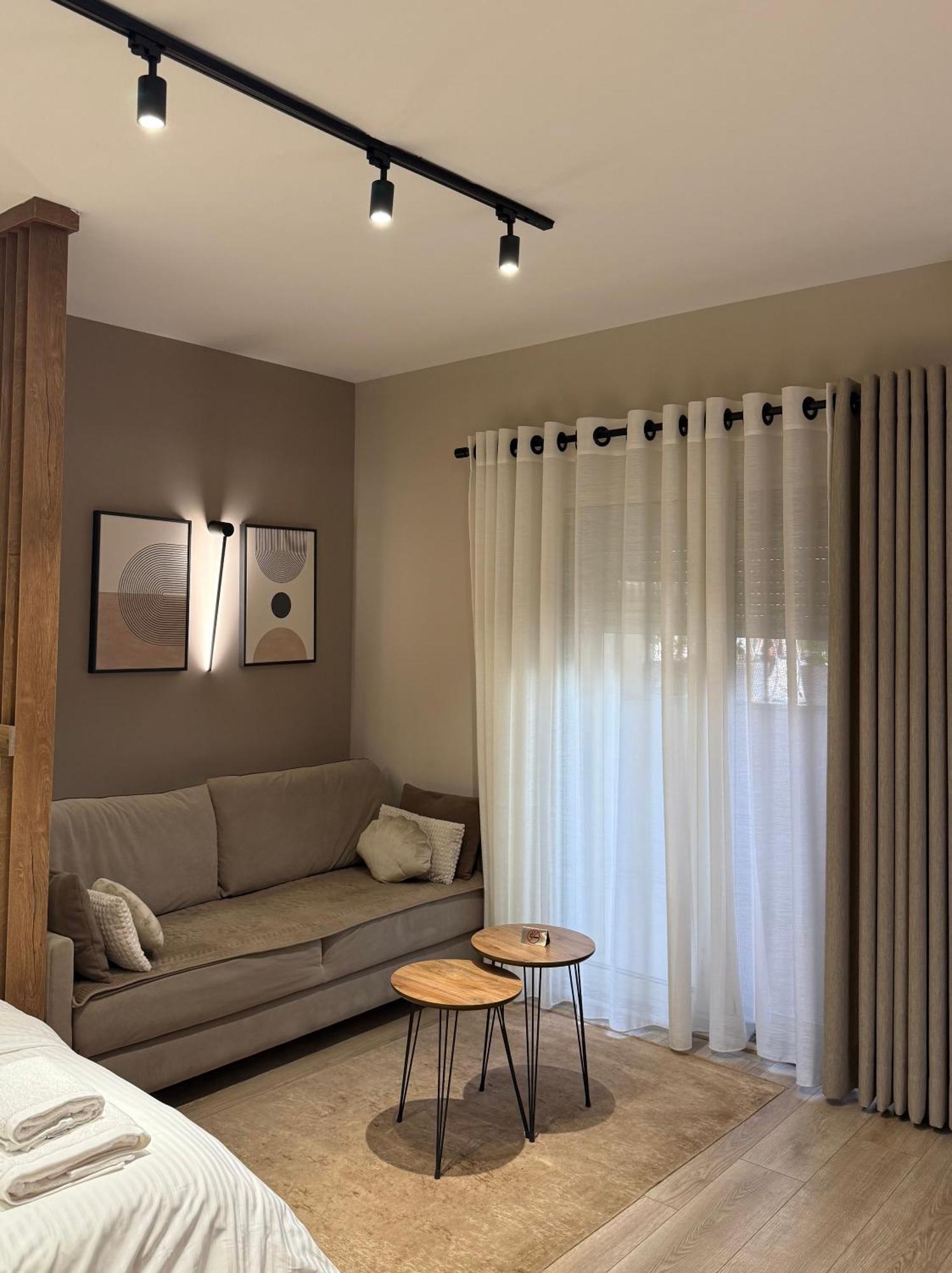 4Seasonsgea , Deluxe Studio , City Centre , Τίρανα Εξωτερικό φωτογραφία